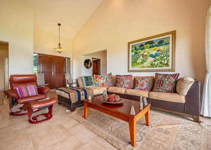 & Volcano Views: 2-unit Retreat W/ Hot Tub! Ferienhaus Union